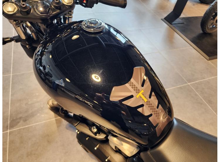 TRIUMPH STREET TWIN  900 EN A2 PREPA CAFE RACER