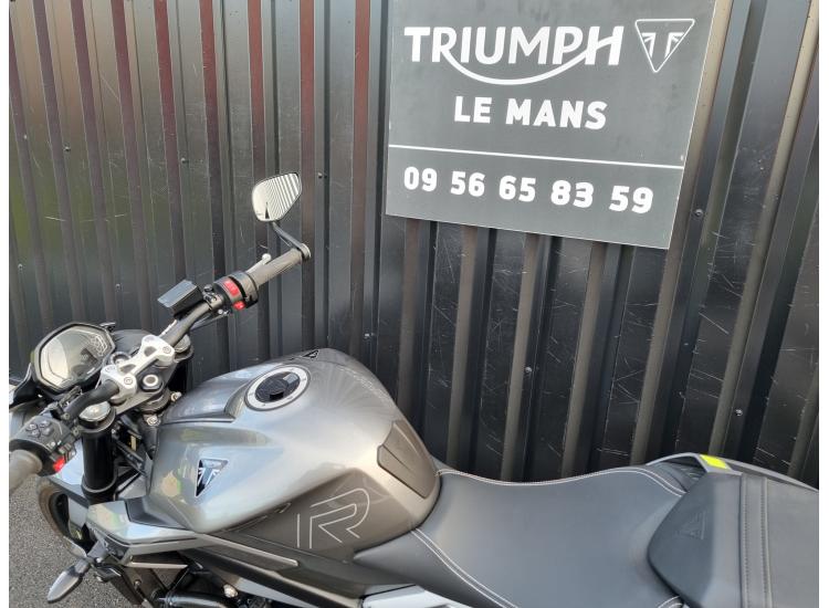 TRIUMPH STREET TRIPLE 765 R