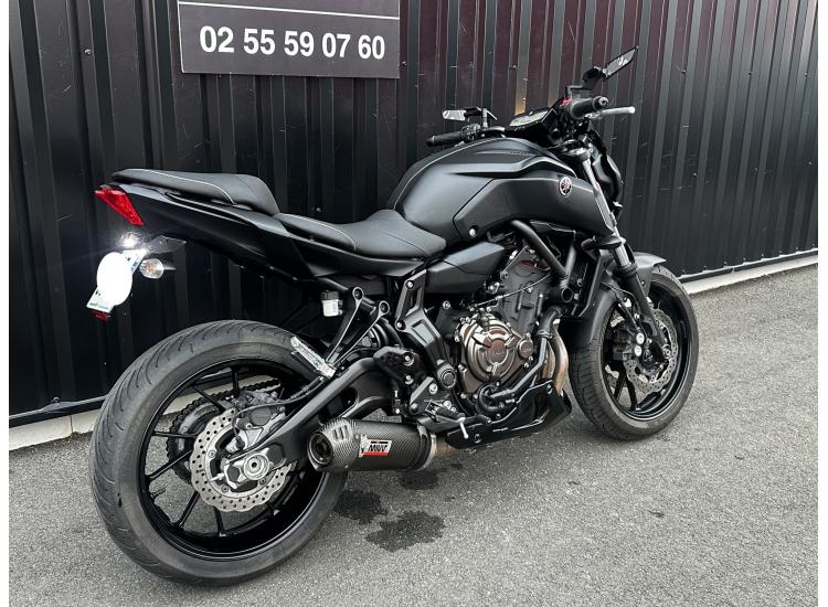 YAMAHA MT-07 A2
