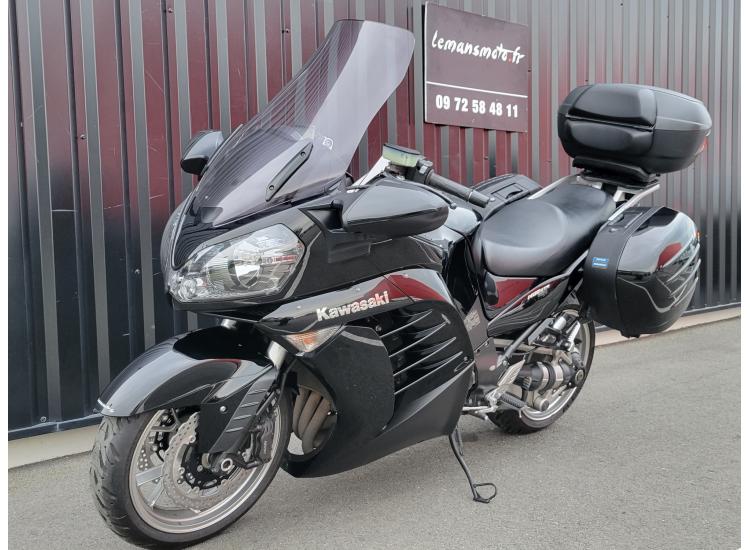 KAWASAKI GTR 1400
