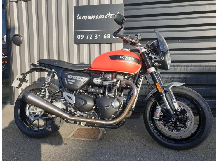TRIUMPH SPEED TWIN 1200