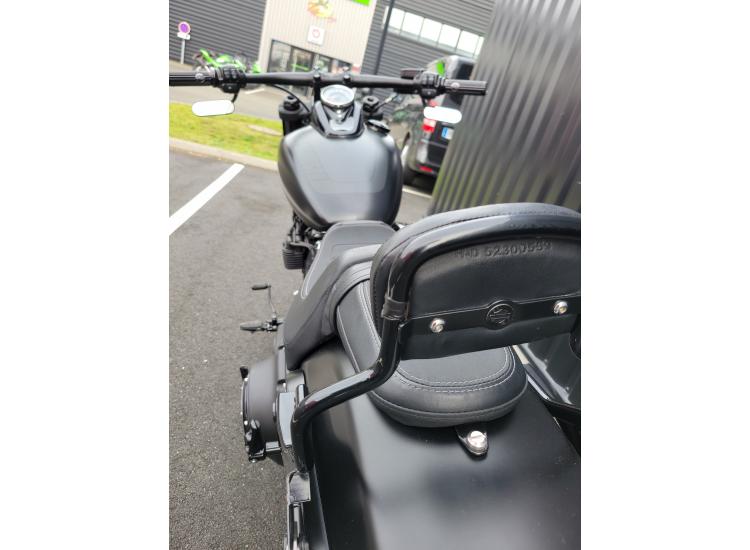 HARLEY-DAVIDSON SOFTAIL FAT BOB 1868