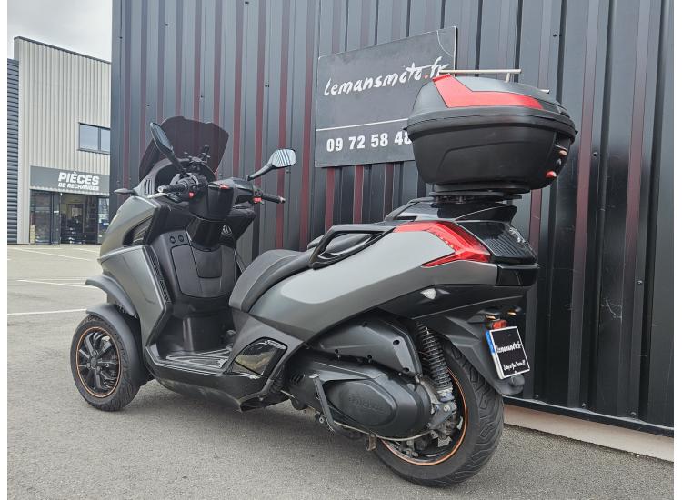 PEUGEOT METROPOLIS 400