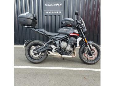 TRIUMPH TRIDENT 660