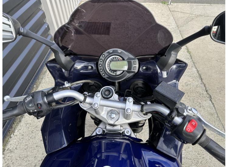 FZ6 600 FAZER 98CV seulement 21000 kms