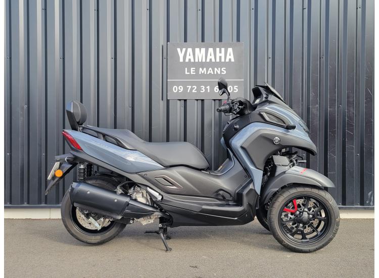 YAMAHA TRICITY 300