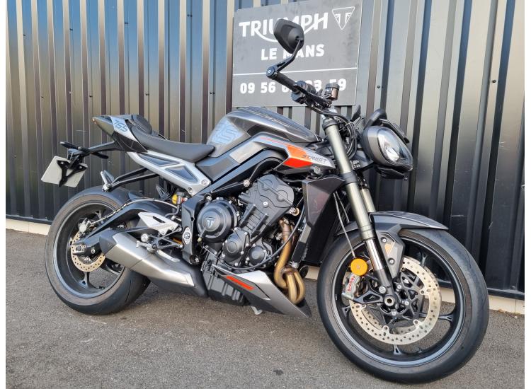 TRIUMPH STREET TRIPLE 765 RS