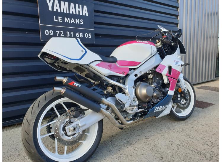 XSR 900 GP replica 750 yzf