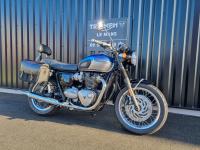 TRIUMPH BONNEVILLE T120