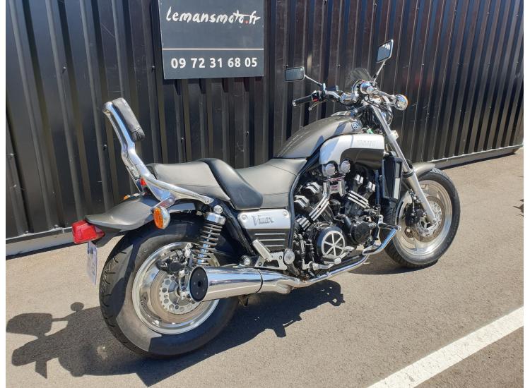 YAMAHA vmax 1200 carbone faible kilometrage
