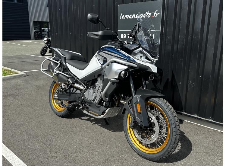 CF MOTO 800 MT EXPLORE EDITION BLANC