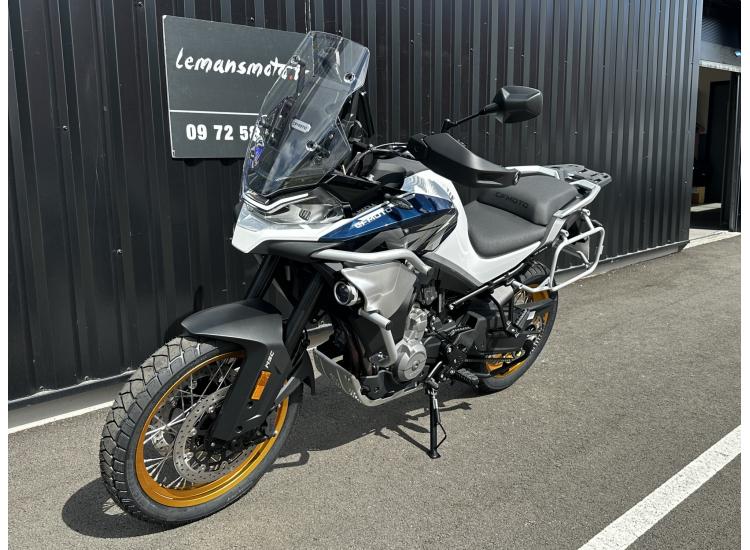 CF MOTO 800 MT EXPLORE EDITION BLANC