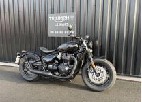 TRIUMPH BONNEVILLE BOBBER BLACK 1200