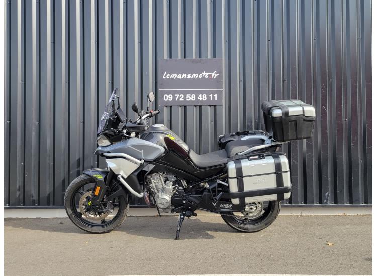 CF MOTO 800 MT sport rabaissé