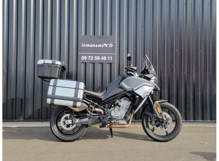 CF MOTO 800 MT sport rabaissé