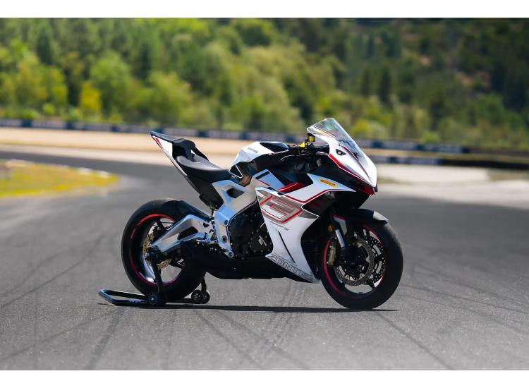 ZONTES 703 RR ROUGE NEUVE 0KM DISPONIBLE DE SUITE 