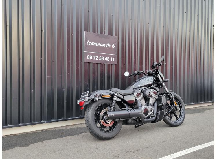 HARLEY-DAVIDSON SPORTSTER NIGHTSTER 975