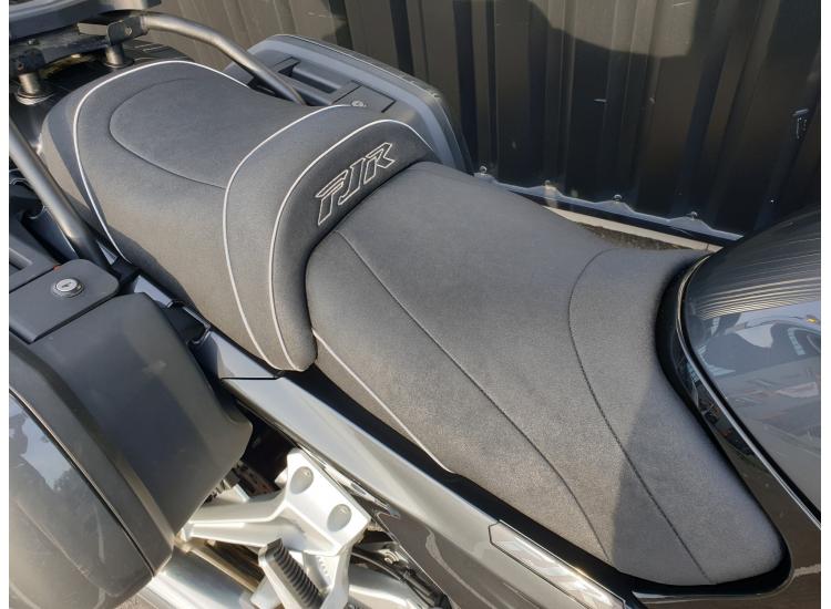 YAMAHA FJR 1300 AE