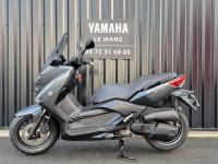 YAMAHA XMAX 125