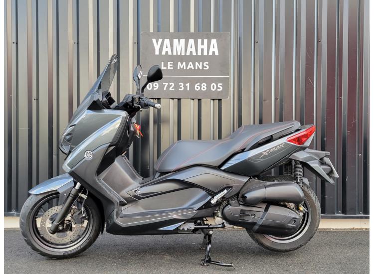 YAMAHA XMAX 125
