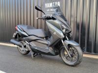 YAMAHA XMAX 125