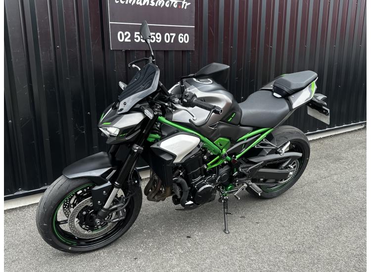 KAWASAKI Z 900
