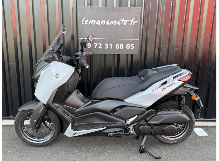 X-MAX 125 TECH MAX + XMAX 125