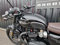 TRIUMPH Bonneville T120 Black