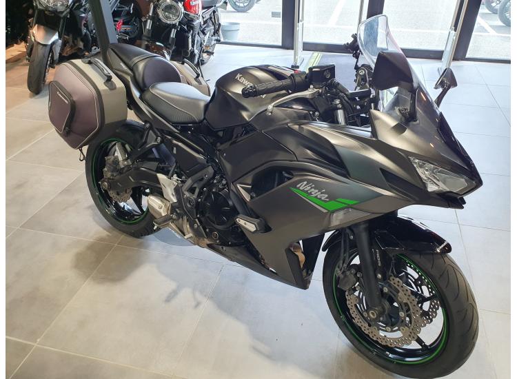 KAWASAKI NINJA 650 